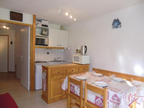 Appartement cosy au centre, proche pistes et commerces, balcon ensoleillé - FR-1-181-2463